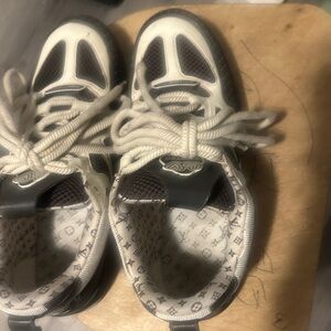 Louis Vuitton Kids Sneakers in Black and White